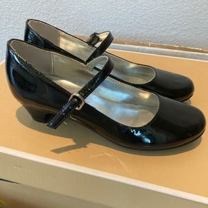 Black Patent Shoes for Girls